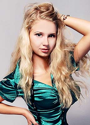 Ukraine bride  Mariya 27 y.o. from Dneprodzerzhinsk, ID 83761